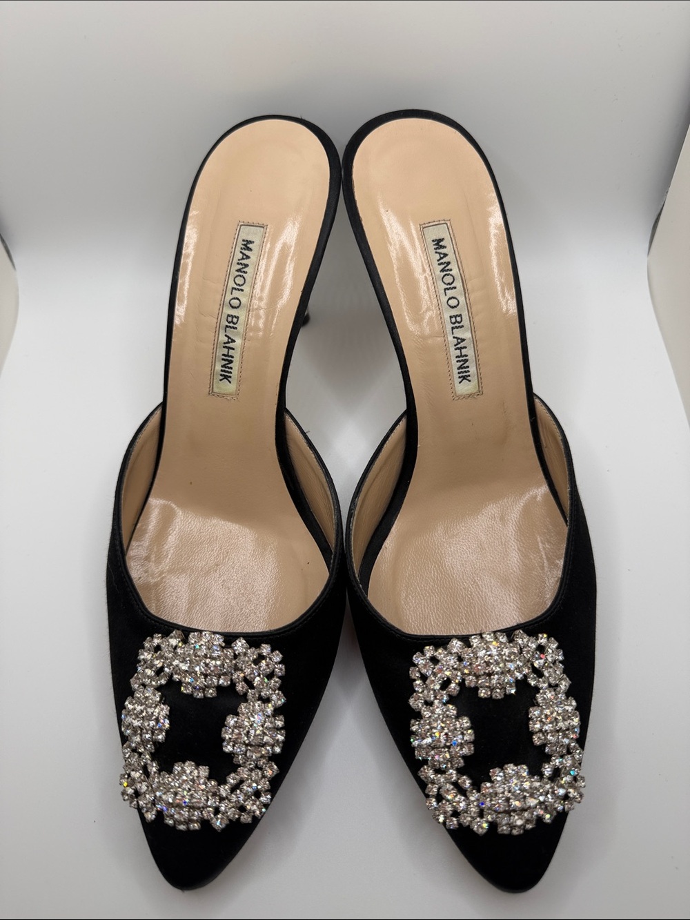 MANOLO BLAHNIK Black Hangisimu 70 Satin Mules